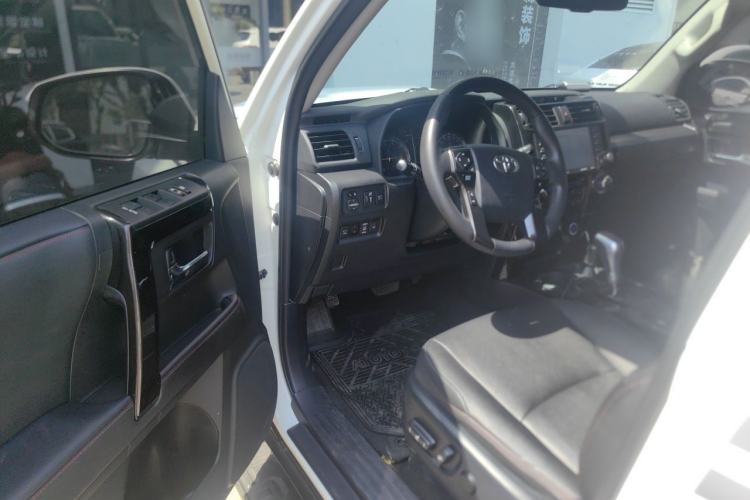 Used Toyota 4Runner  Driver Seat
