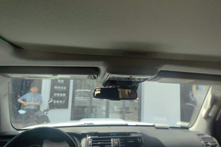 Used Toyota 4Runner  Headliner