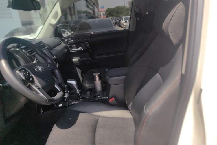 Used Toyota 4Runner  Left Front Seat