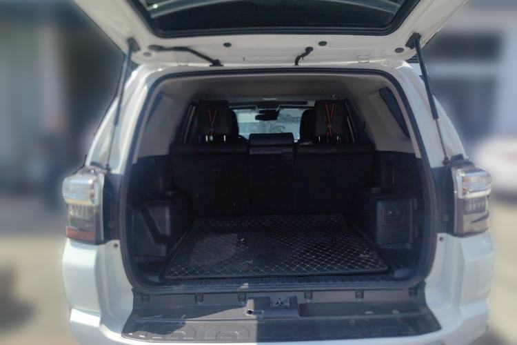 Used Toyota 4Runner  Trunk
