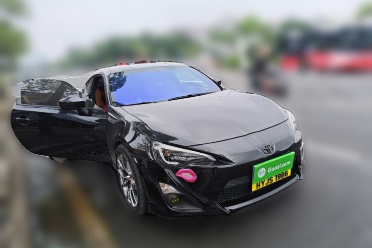 Used Toyota 86 2013 2.0L Automatic Luxury Version Front Right 45 Deg