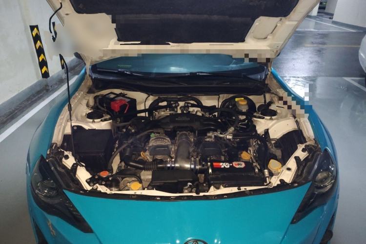 Used Toyota 86 2013 2.0L Automatic Luxury Version Engine Bay