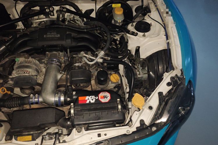Used Toyota 86 2013 2.0L Automatic Luxury Version Engine Bay Left