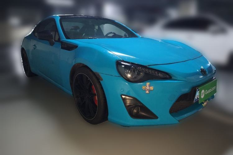 Used Toyota 86 2013 2.0L Automatic Luxury Version Front Right 45 Deg