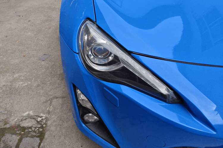 Used Toyota 86 2013 2.0L Manual Luxury Version Right Front Headlight