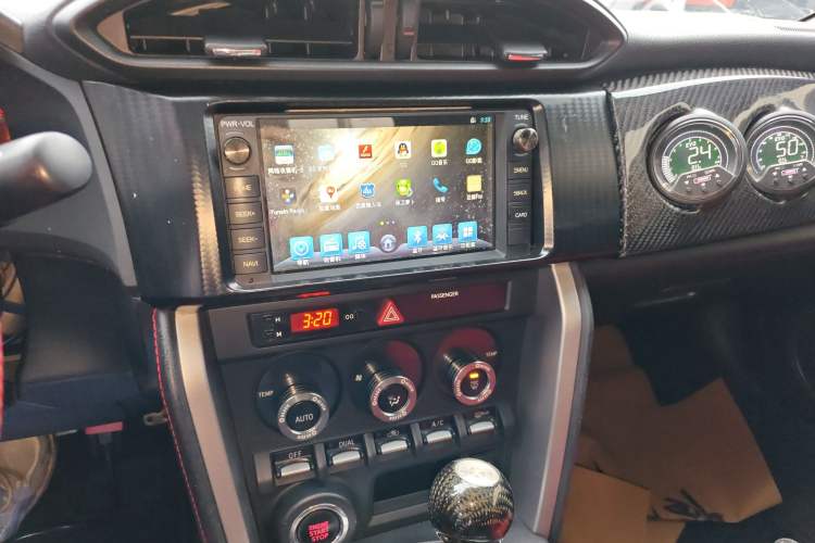 Used Toyota 86 2013 2.0L Automatic Luxury Version Audio And AC Panel