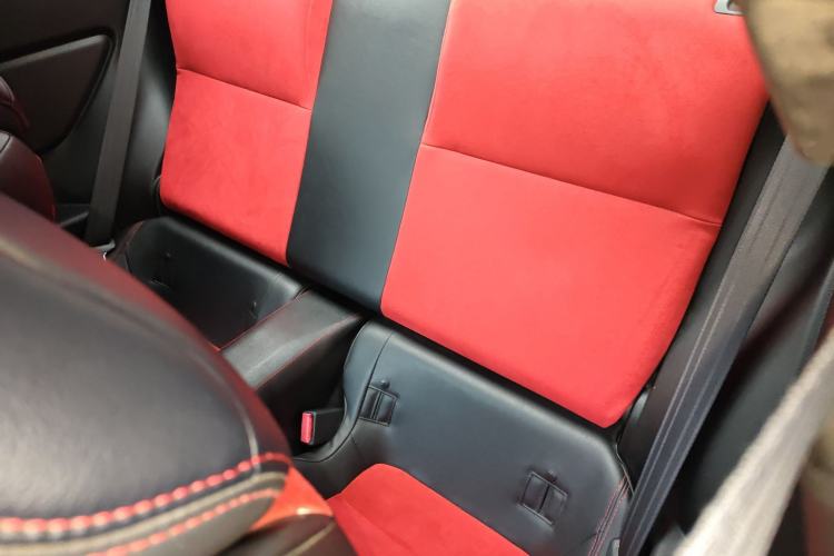 Used Toyota 86 2013 2.0L Automatic Luxury Version Interior 4