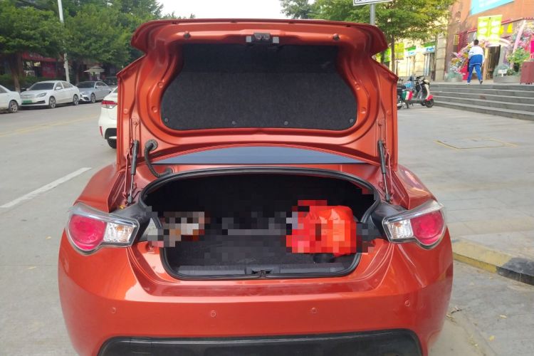 Used Toyota 86 2013 2.0L Automatic Luxury Version Trunk