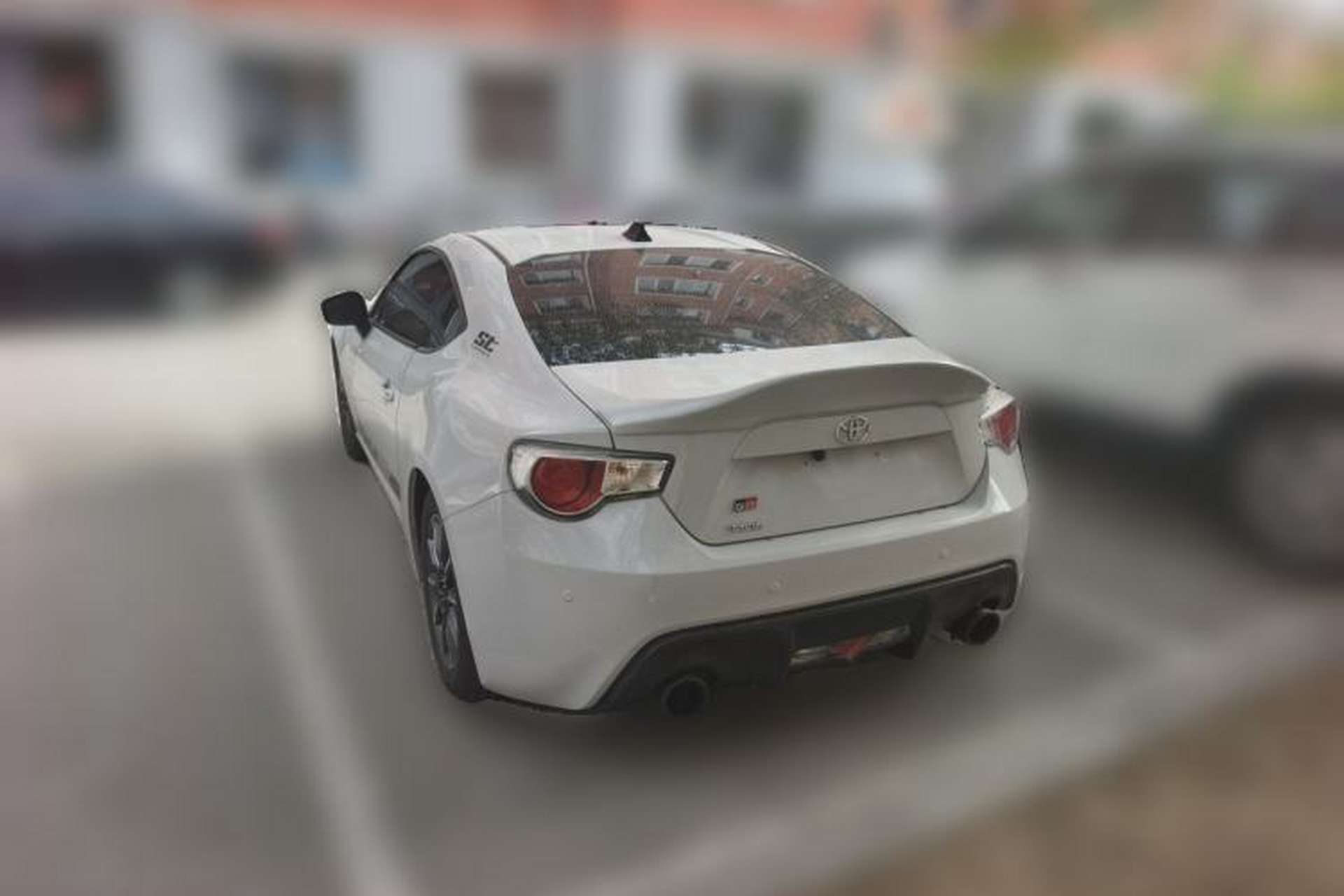 Used Toyota 86 2013 2.0L Automatic Luxury Version Rear Left 45 Deg