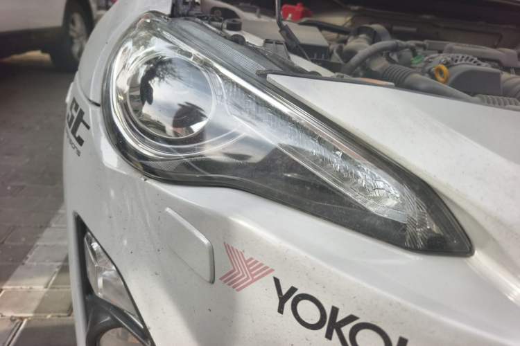 Used Toyota 86 2013 2.0L Automatic Luxury Version Right Front Headlight
