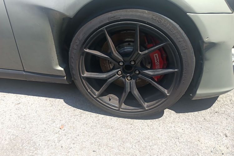 Used Toyota 86 2013 2.0L Automatic Luxury Version Right Front Wheel Hub