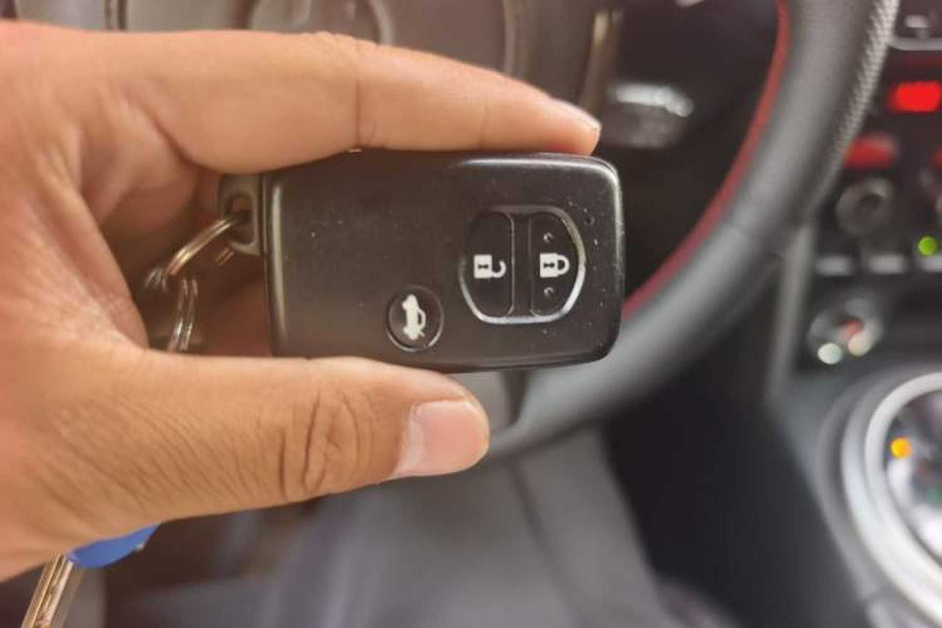 Used Toyota 86 2013 2.0L Automatic Luxury Version Vehicle Key