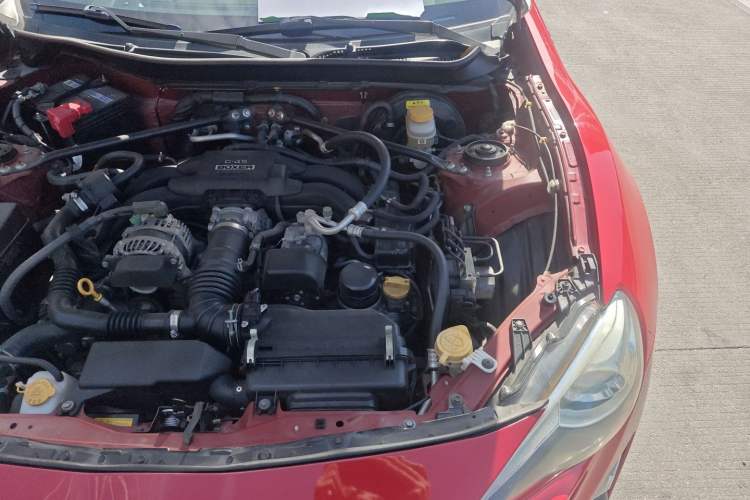 Used Toyota 86 2013 2.0L Automatic Luxury Version Engine Bay Left