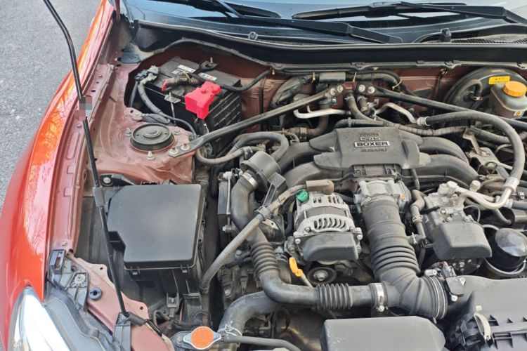Used Toyota 86 2013 2.0L Automatic Luxury Version Engine Bay Right