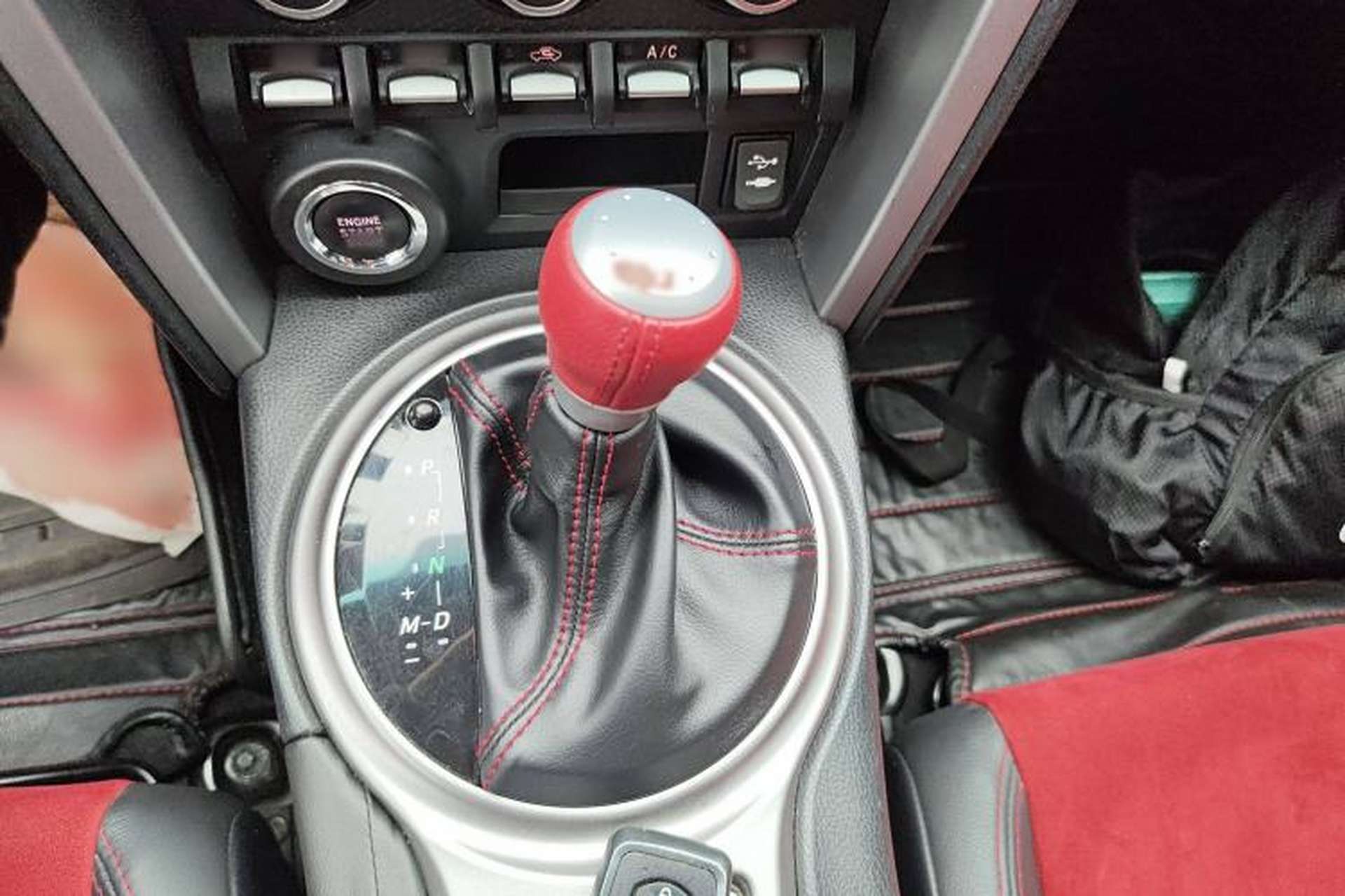 Used Toyota 86 2013 2.0L Automatic Luxury Version Gear Lever