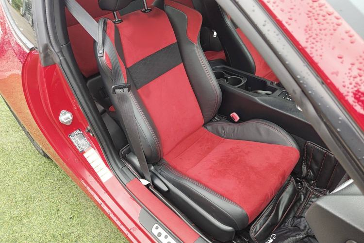 Used Toyota 86 2013 2.0L Automatic Luxury Version Right Front Seat