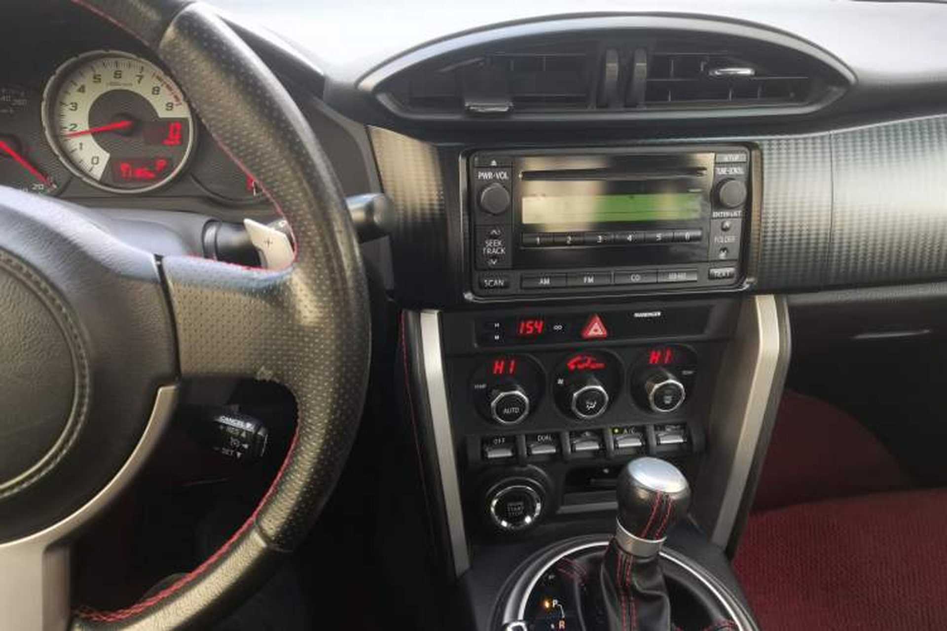 Used Toyota 86 2013 2.0L Automatic Luxury Version Audio And AC Panel