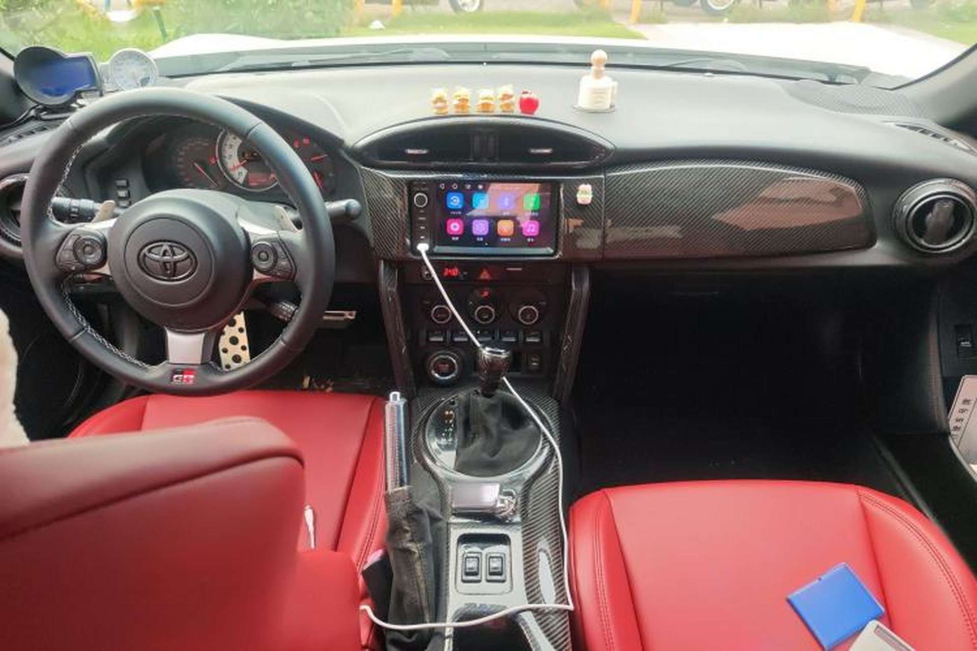 Used Toyota 86 2013 2.0L Automatic Luxury Version Center Console