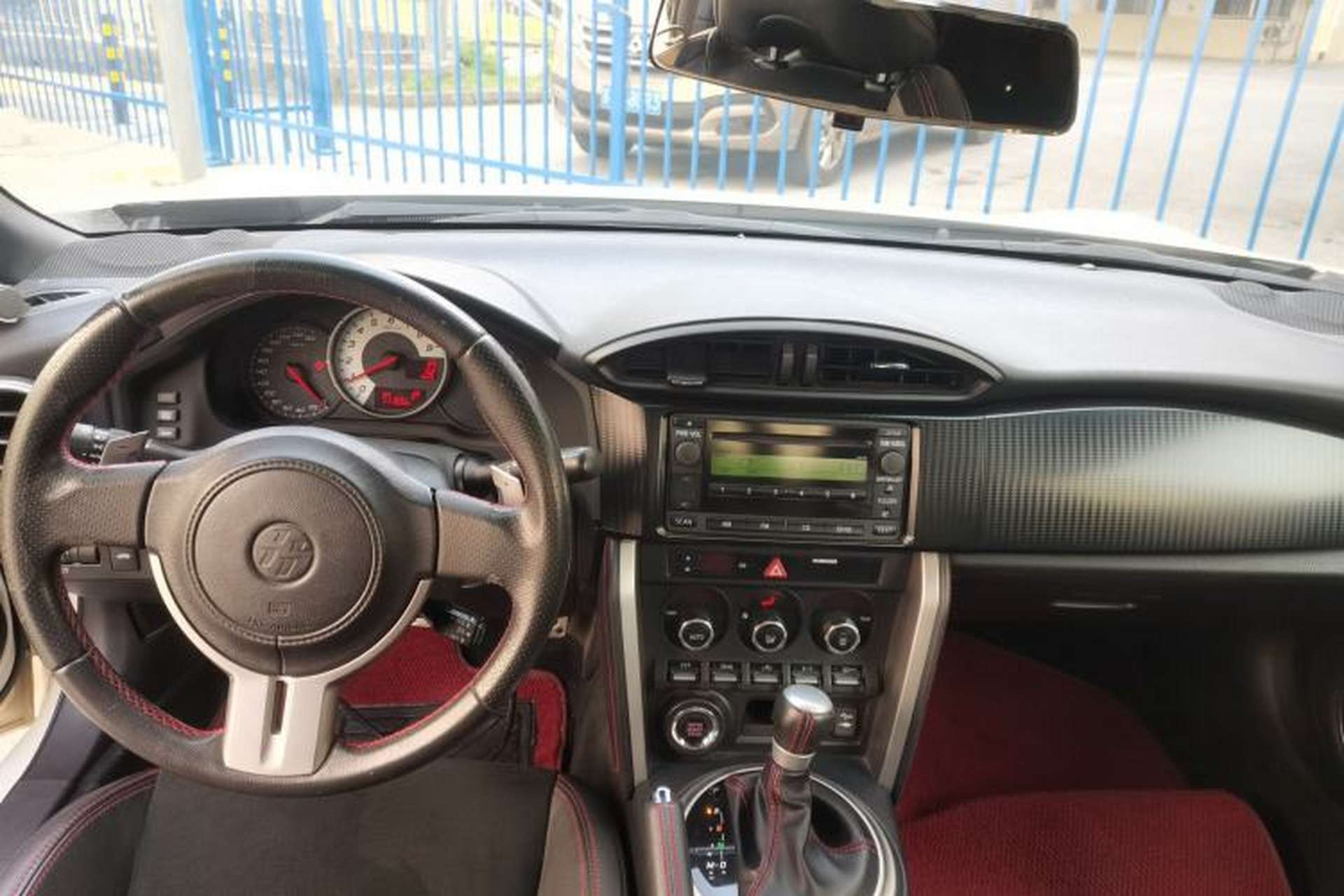 Used Toyota 86 2013 2.0L Automatic Luxury Version Center Console