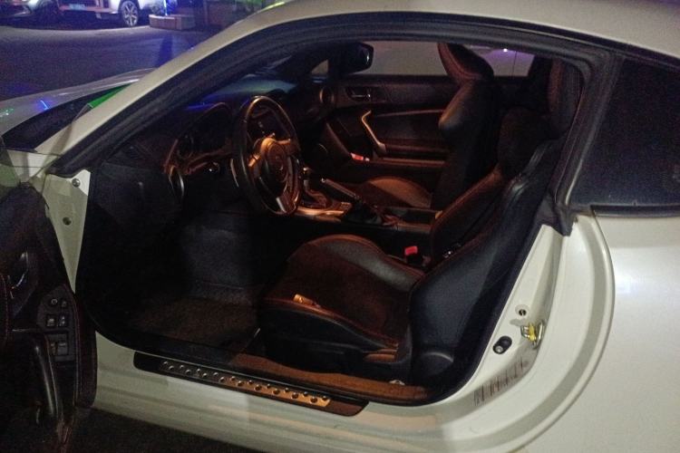 Used Toyota 86 2013 2.0L Automatic Luxury Version Driver Seat