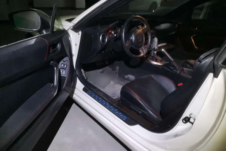 Used Toyota 86 2013 2.0L Automatic Luxury Version Driver Seat