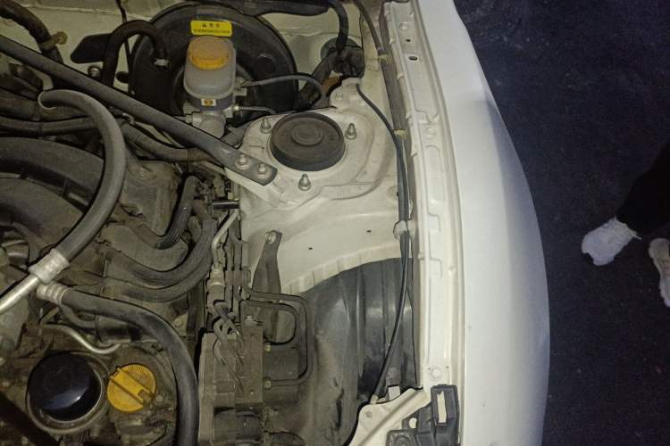 Used Toyota 86 2013 2.0L Automatic Luxury Version Engine Bay Left