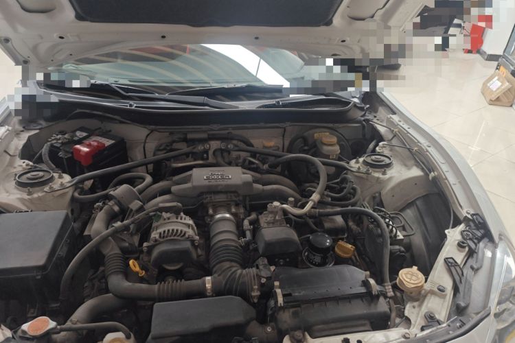 Used Toyota 86 2013 2.0L Manual Luxury Version Engine Bay Left
