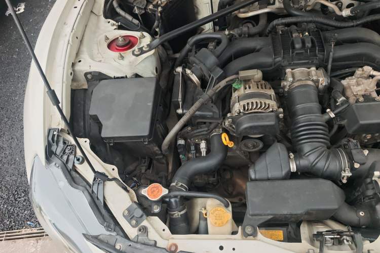 Used Toyota 86 2013 2.0L Automatic Luxury Version Engine Bay Right