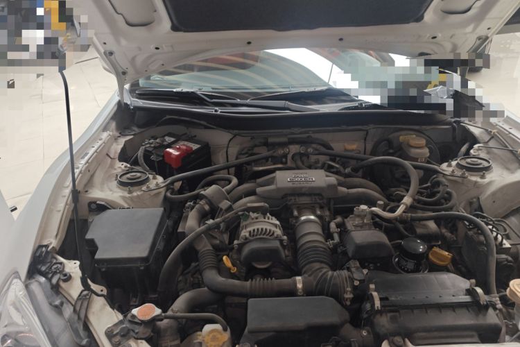 Used Toyota 86 2013 2.0L Manual Luxury Version Engine Bay Right