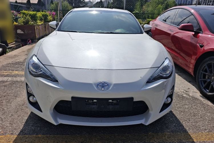 Used Toyota 86 2013 2.0L Automatic Luxury Version Front
