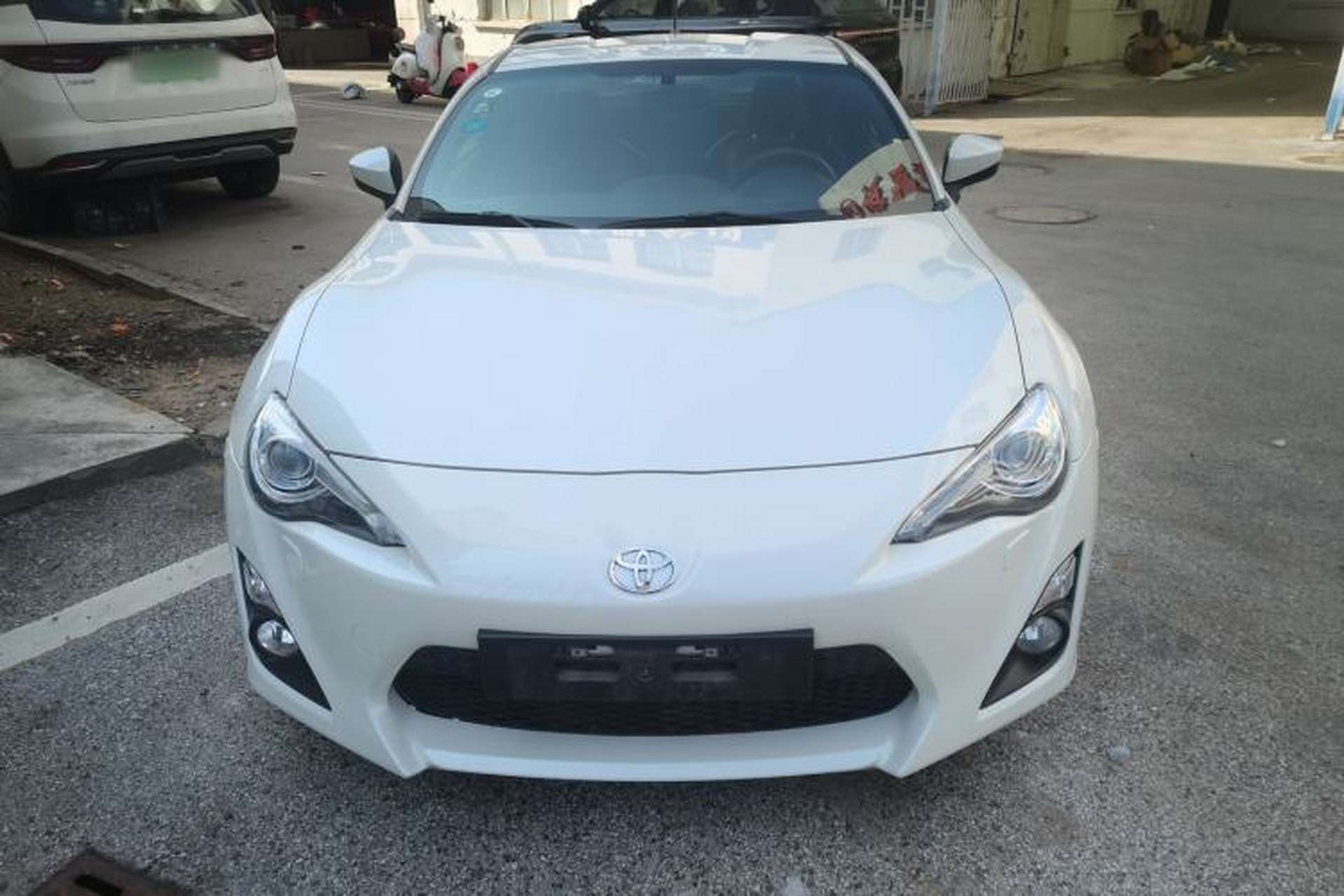 Used Toyota 86 2013 2.0L Automatic Luxury Version Front