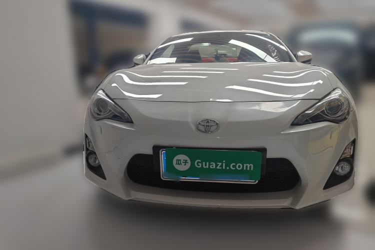 Used Toyota 86 2013 2.0L Manual Luxury Version Front