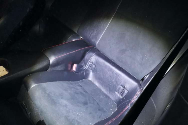 Used Toyota 86 2013 2.0L Automatic Luxury Version Left Rear Seat