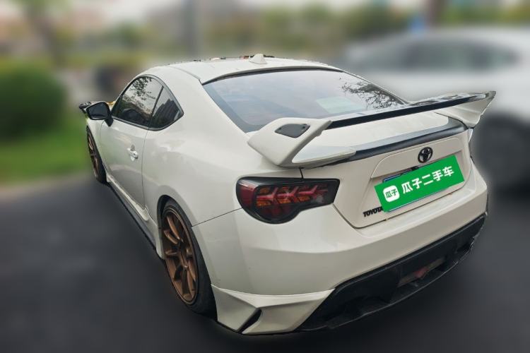 Used Toyota 86 2013 2.0L Automatic Luxury Version Rear Left 45 Deg
