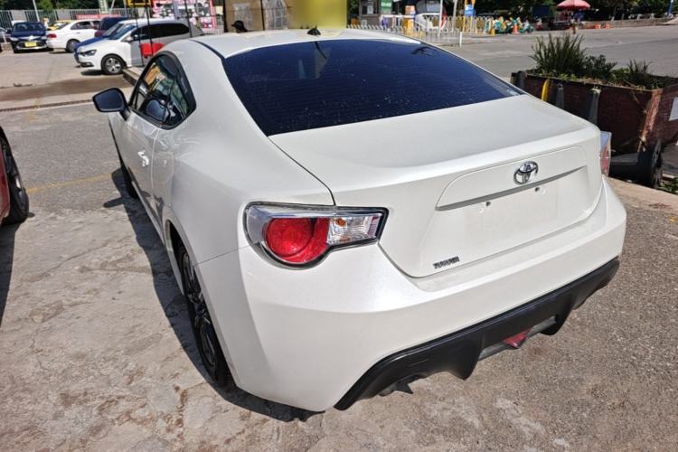 Used Toyota 86 2013 2.0L Automatic Luxury Version Rear Left 45 Deg