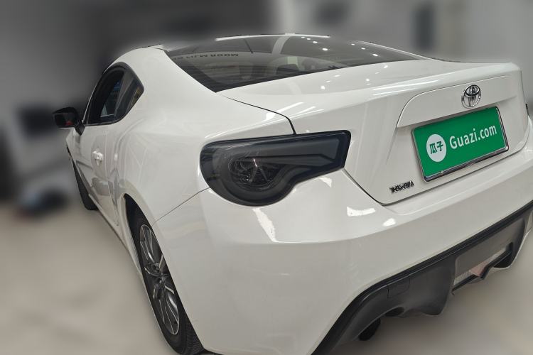 Used Toyota 86 2013 2.0L Manual Luxury Version Rear Left 45 Deg