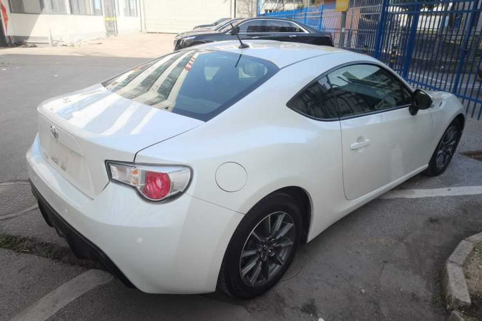 Used Toyota 86 2013 2.0L Automatic Luxury Version Rear Right 45 Deg