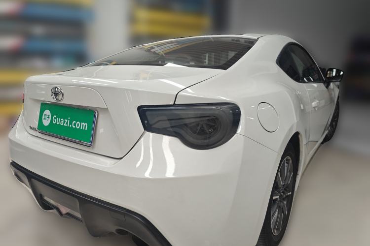 Used Toyota 86 2013 2.0L Manual Luxury Version Rear Right 45 Deg