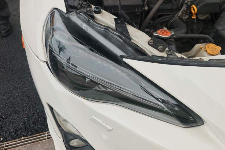 Used Toyota 86 2013 2.0L Automatic Luxury Version Right Front Headlight