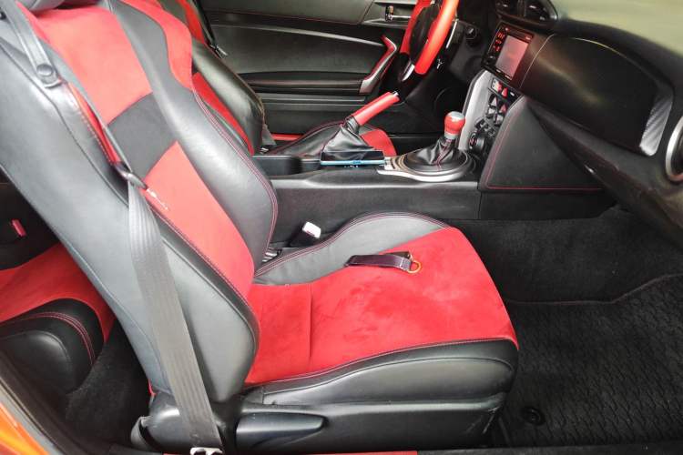 Used Toyota 86 2013 2.0L Automatic Luxury Version Right Front Seat