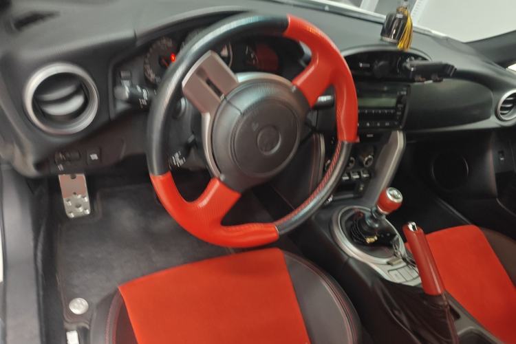 Used Toyota 86 2013 2.0L Manual Luxury Version Steering Wheel