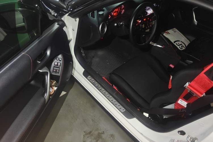 Used Toyota 86 2014 2.0L Manual Luxury Version Driver Seat