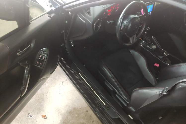 Used Toyota 86 2014 2.0L Automatic Luxury Version Driver Seat