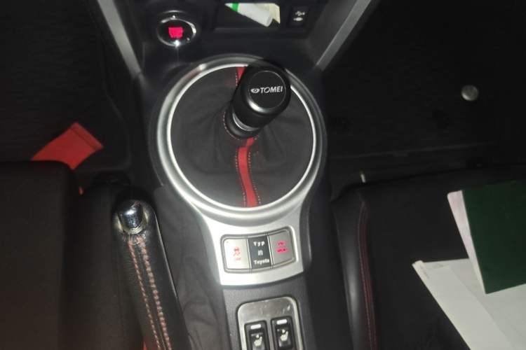 Used Toyota 86 2014 2.0L Manual Luxury Version Gear Lever