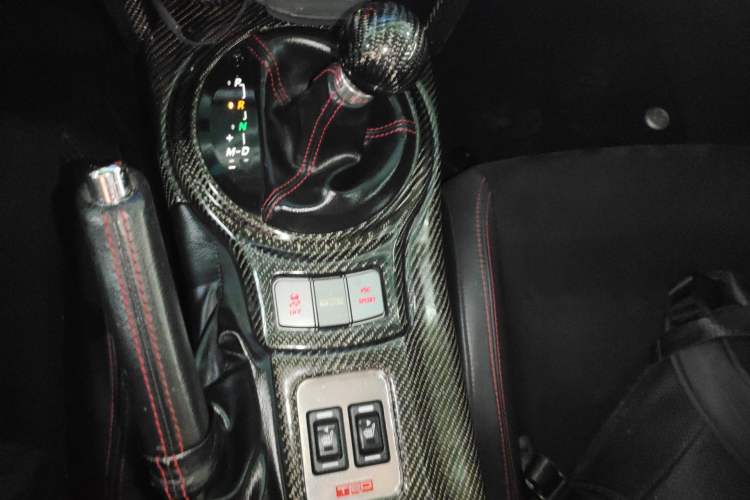 Used Toyota 86 2014 2.0L Automatic Luxury Version Gear Lever