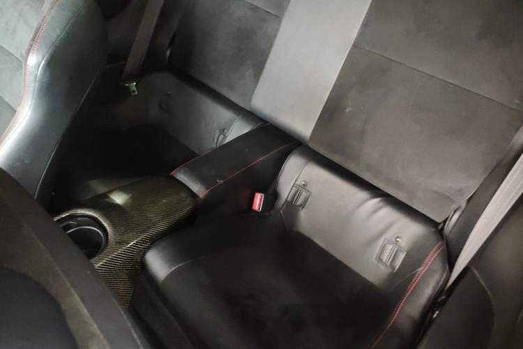 Used Toyota 86 2014 2.0L Automatic Luxury Version Left Rear Seat