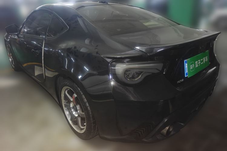 Used Toyota 86 2014 2.0L Manual Luxury Version Rear Left 45 Deg