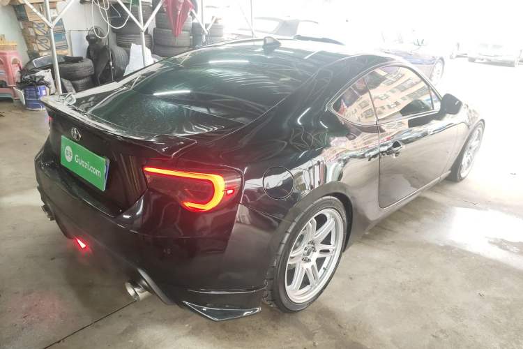 Used Toyota 86 2014 2.0L Automatic Luxury Version Rear Right 45 Deg