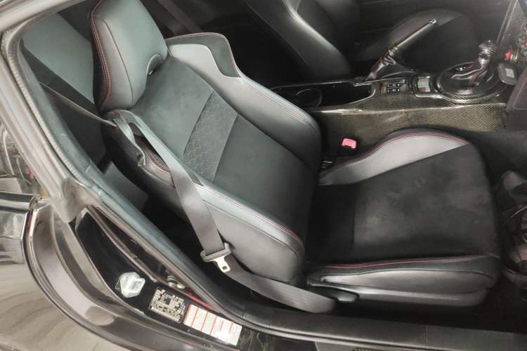Used Toyota 86 2014 2.0L Automatic Luxury Version Right Front Seat