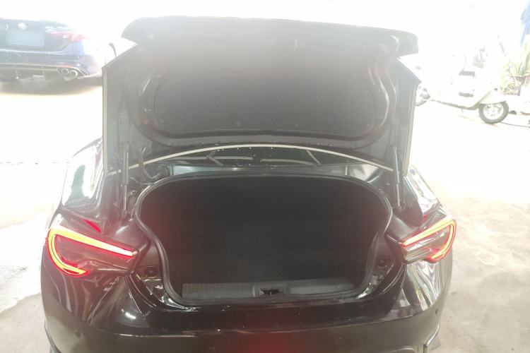 Used Toyota 86 2014 2.0L Automatic Luxury Version Trunk